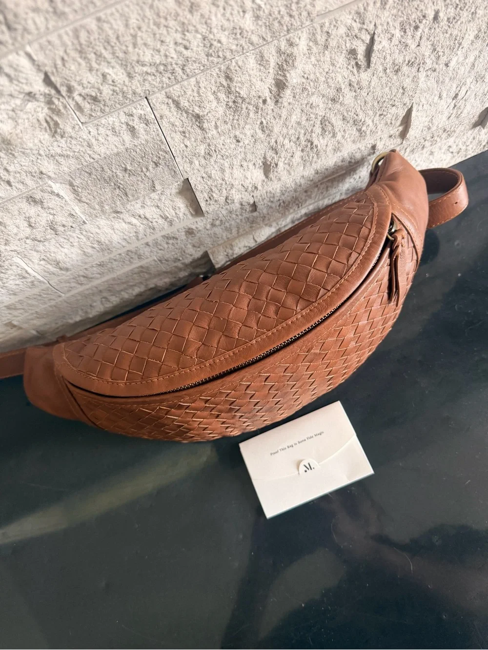 MANDRN Atlas woven crossbody